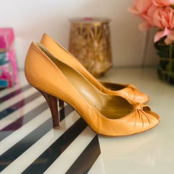 Stuart Weitzman Orange Peep-Toe Heels - Picture 4 of 14